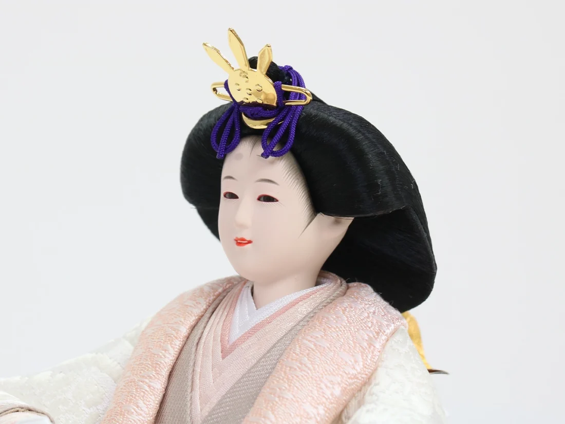 顔を交換して綺麗になったお人形